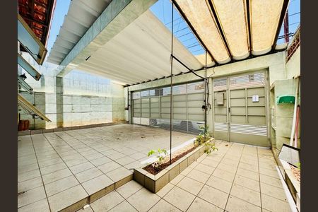 Casa à venda com 100m², 2 quartos e 2 vagas