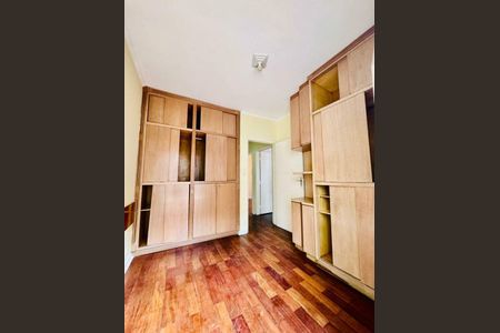 Casa à venda com 100m², 2 quartos e 2 vagas