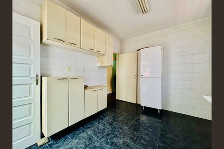 Casa à venda com 100m², 2 quartos e 2 vagas