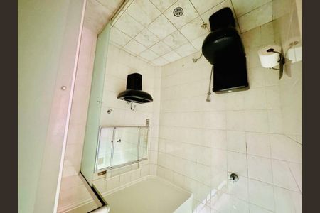 Casa à venda com 100m², 2 quartos e 2 vagas