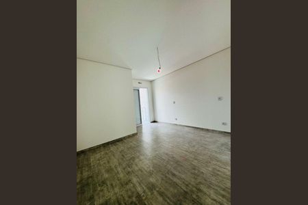 Casa à venda com 3 quartos, 116m² em Jardim Alzira, São Paulo