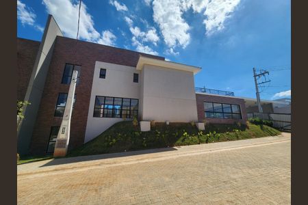 Casa de condomínio à venda com 136m², 3 quartos e 2 vagas