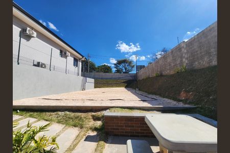 Casa de condomínio à venda com 136m², 3 quartos e 2 vagas