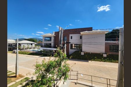 Casa de condomínio à venda com 136m², 3 quartos e 2 vagas