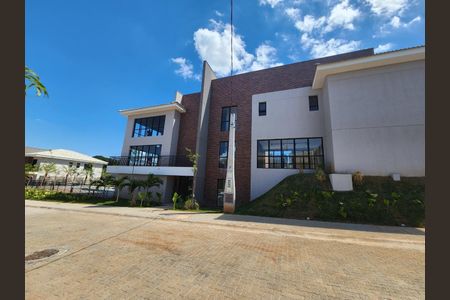 Casa de condomínio à venda com 136m², 3 quartos e 2 vagas