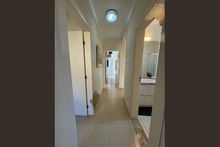 Casa de condomínio à venda com 120m², 3 quartos e 4 vagas