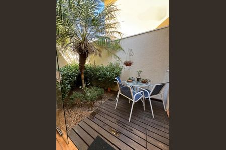 Casa de condomínio à venda com 120m², 3 quartos e 4 vagas