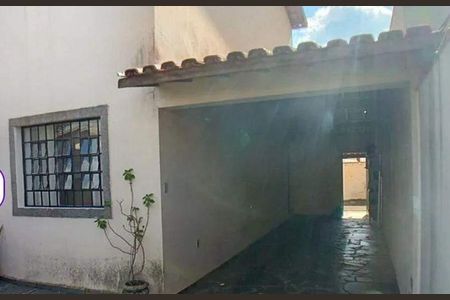 Casa à venda com 3 quartos, 220m² em Jardim Itamarati, Campinas