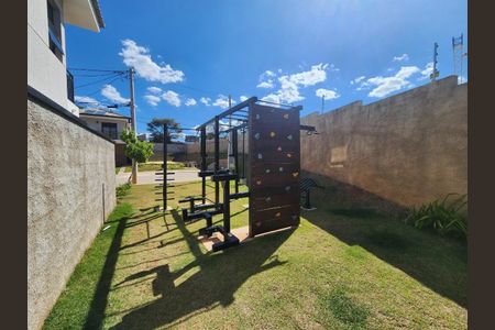 Casa de condomínio à venda com 111m², 2 quartos e 2 vagas