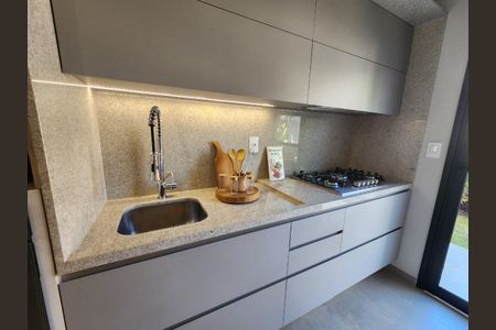 Casa de condomínio à venda com 111m², 2 quartos e 2 vagas