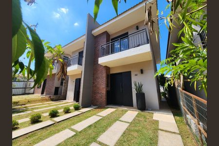 Casa de condomínio à venda com 111m², 2 quartos e 2 vagas