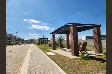 Casa de condomínio à venda com 111m², 2 quartos e 2 vagas