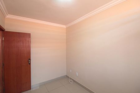 Casa de condomínio à venda com 77m², 2 quartos e 1 vagaQuarto 2