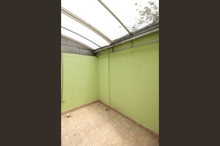 Casa de condomínio à venda com 77m², 2 quartos e 1 vagaÁrea de Serviço