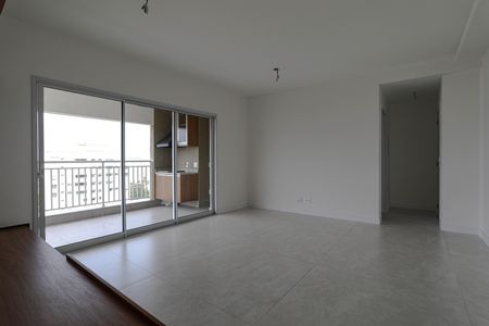Apartamento para alugar com 92m², 3 quartos e 2 vagas Apartamento para alugar com 92m², 3 quartos e 2 vagasSala