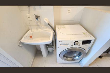 Apartamento para alugar com 57m², 1 quarto e 1 vaga Apartamento para alugar com 57m², 1 quarto e 1 vagaDetalhe da area de serviço