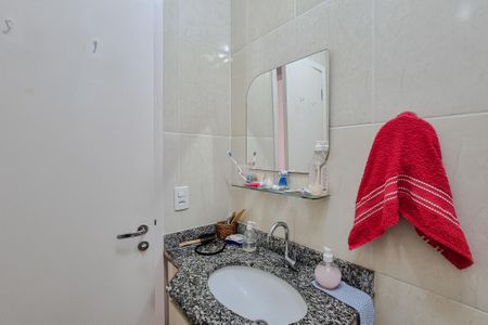 Apartamento à venda com 74m², 3 quartos e 2 vagasBanheiro Social