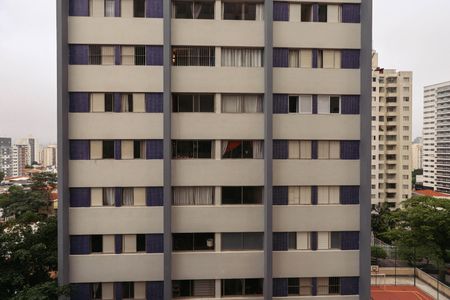 Sala de apartamento à venda com 3 quartos, 75m² em Vila Gumercindo, São Paulo