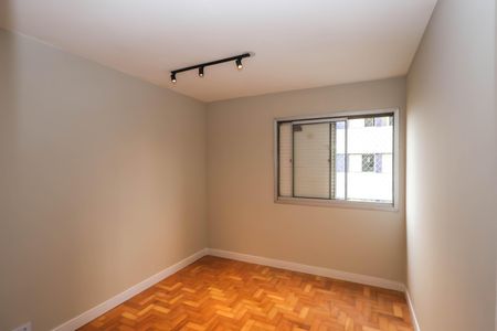 Apartamento à venda com 75m², 3 quartos e 1 vagaQuarto 2