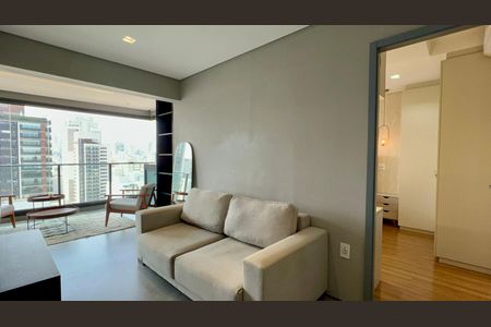 Sala de TV de apartamento à venda com 1 quarto, 71m² em Pinheiros, São Paulo