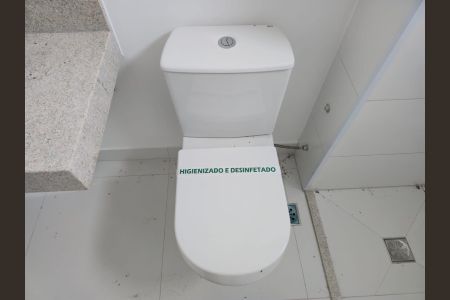 Apartamento à venda com 150m², 3 quartos e 3 vagas Apartamento à venda com 150m², 3 quartos e 3 vagasBanheio da Suíte 02