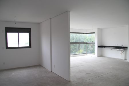 Apartamento à venda com 150m², 3 quartos e 3 vagasSala/Cozinha e Varanda integrada 