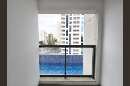 Apartamento à venda com 150m², 3 quartos e 3 vagas Apartamento à venda com 150m², 3 quartos e 3 vagasSuíte 1 Varanda com Vista para Piscina