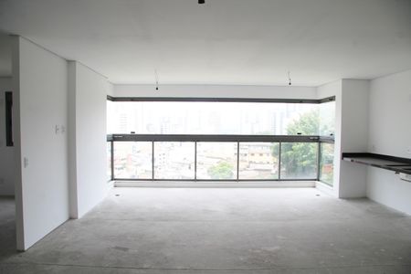 Sala/Cozinha e Varanda integrada  de apartamento à venda com 3 quartos, 150m² em Centro, Guarulhos