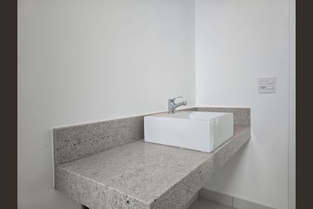 Apartamento à venda com 150m², 3 quartos e 3 vagas Apartamento à venda com 150m², 3 quartos e 3 vagasBanheiro da Suíte 1