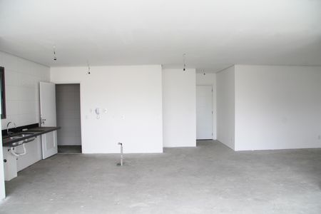 Apartamento à venda com 150m², 3 quartos e 3 vagasSala/Cozinha e Varanda integrada 