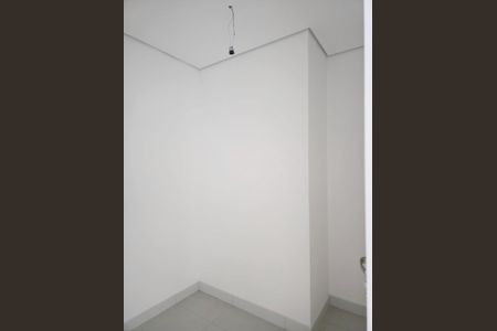 Apartamento à venda com 150m², 3 quartos e 3 vagas Apartamento à venda com 150m², 3 quartos e 3 vagasQuarto de Serviço