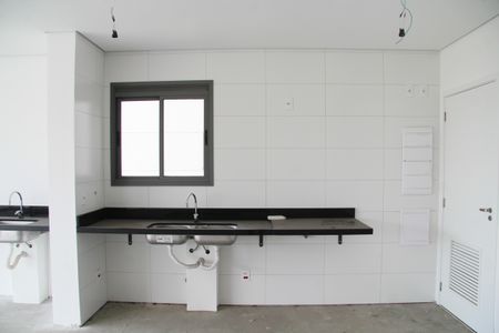 Apartamento à venda com 150m², 3 quartos e 3 vagasSala/Cozinha e Varanda integrada 