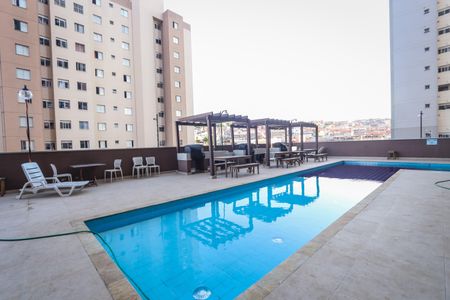 Apartamento para alugar com 42m², 2 quartos e 1 vagaÁrea comum - Piscina