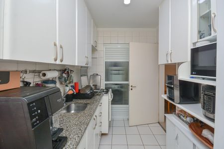 Apartamento à venda com 82m², 3 quartos e 2 vagasCozinha