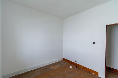 Casa à venda com 200m², 3 quartos e 9 vagasQuarto 02