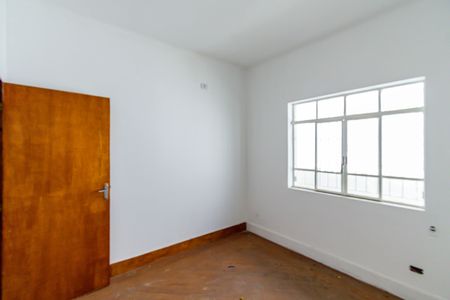 Casa à venda com 200m², 3 quartos e 9 vagasQuarto 02