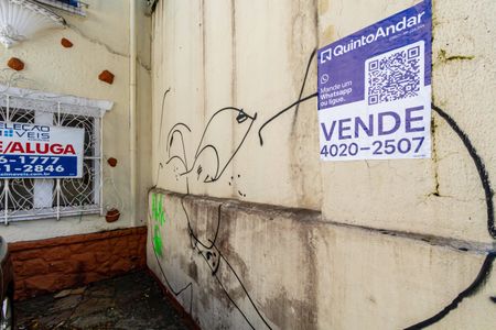 Casa à venda com 200m², 3 quartos e 9 vagasPlaquinha