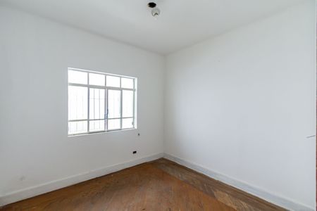 Casa à venda com 200m², 3 quartos e 9 vagasQuarto 01