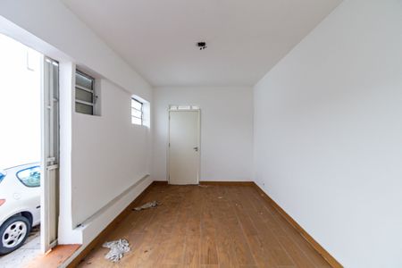 Casa à venda com 200m², 3 quartos e 9 vagasSalão