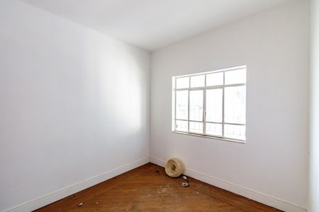 Casa à venda com 200m², 3 quartos e 9 vagasQuarto 01