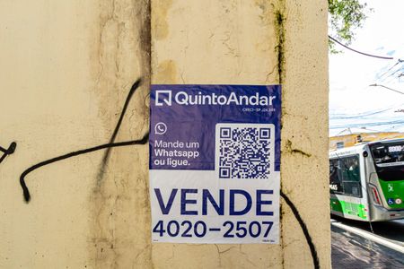 Casa à venda com 200m², 3 quartos e 9 vagasPlaquinha