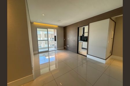 Sala de apartamento à venda com 3 quartos, 86m² em Alphaville Industrial, Barueri