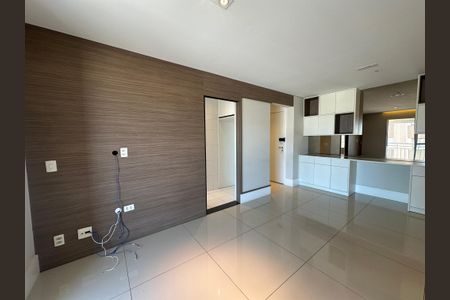Sala de apartamento à venda com 3 quartos, 86m² em Alphaville Industrial, Barueri