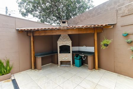 Apartamento para alugar com 74m², 3 quartos e sem vaga