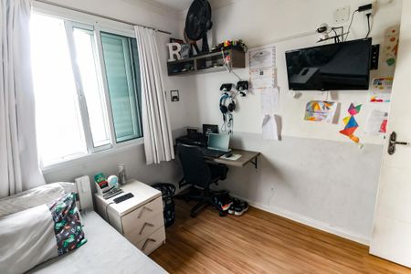 Apartamento para alugar com 74m², 3 quartos e sem vaga