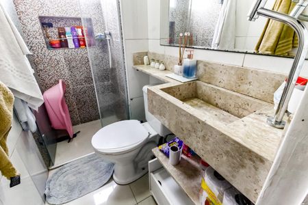 Apartamento para alugar com 74m², 3 quartos e sem vaga