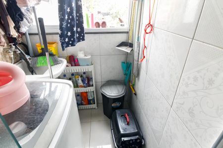 Apartamento para alugar com 74m², 3 quartos e sem vaga