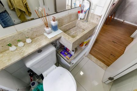 Apartamento para alugar com 74m², 3 quartos e sem vaga