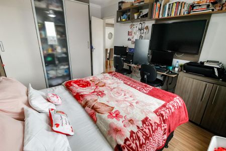 Apartamento para alugar com 74m², 3 quartos e sem vaga