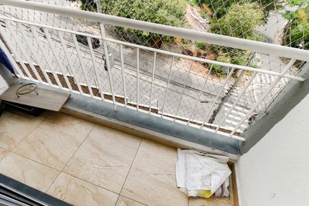 Apartamento para alugar com 74m², 3 quartos e sem vaga